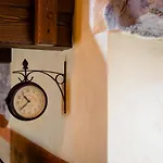 Ca' Baetti L'antico Borgo 4*