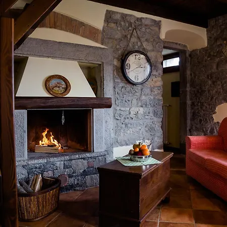 Ca' Baetti L'antico Borgo 龙科拉