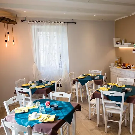 Ca' Baetti L'antico Borgo 4*