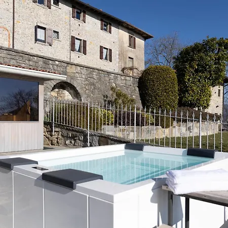 Ca' Baetti L'antico Borgo Bed & Breakfast