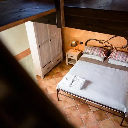 Ca' Baetti L'antico Borgo * Roncola