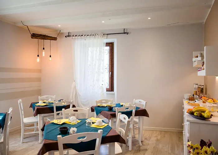 Ca' Baetti L'antico Borgo לינה וארוחת בוקר Roncola