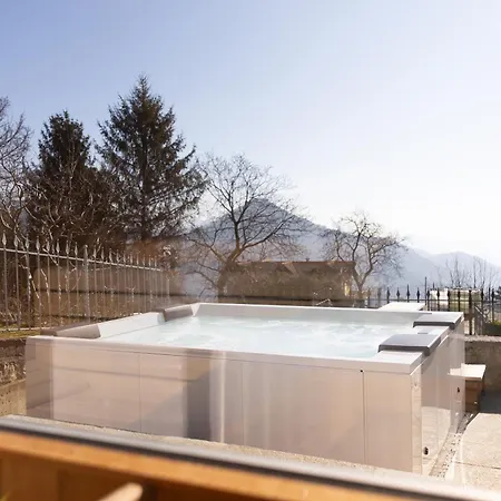 Ca' Baetti L'antico Borgo B&B 4*