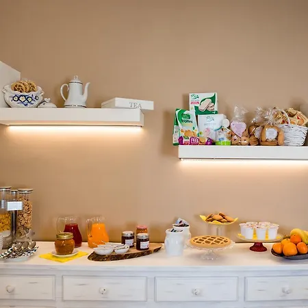 Ca' Baetti L'antico Borgo Nocleg ze śniadaniem 4*