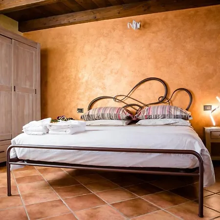 Ca' Baetti L'antico Borgo *